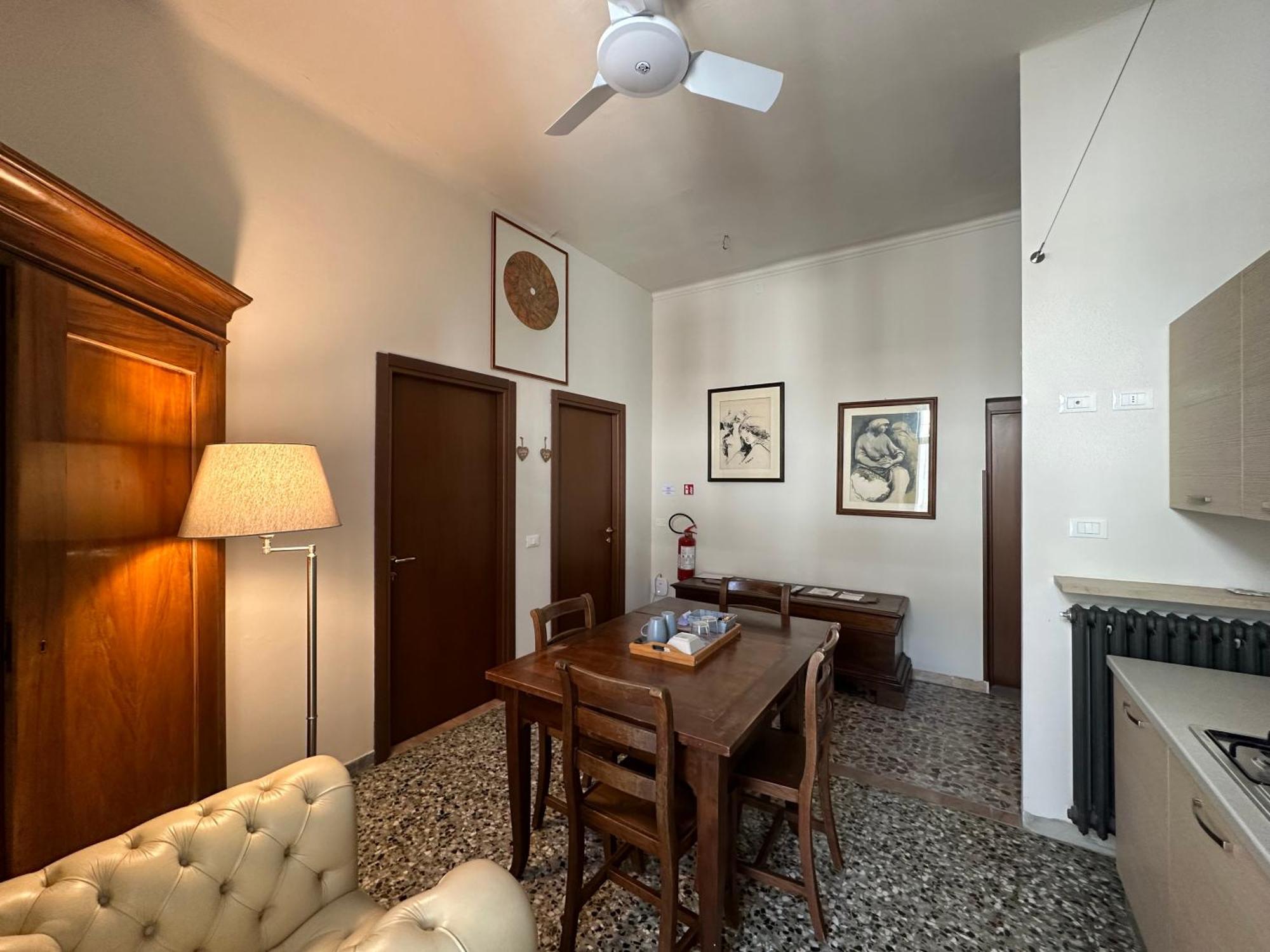 Elle Palace - Simply Elegant Verona Exterior photo