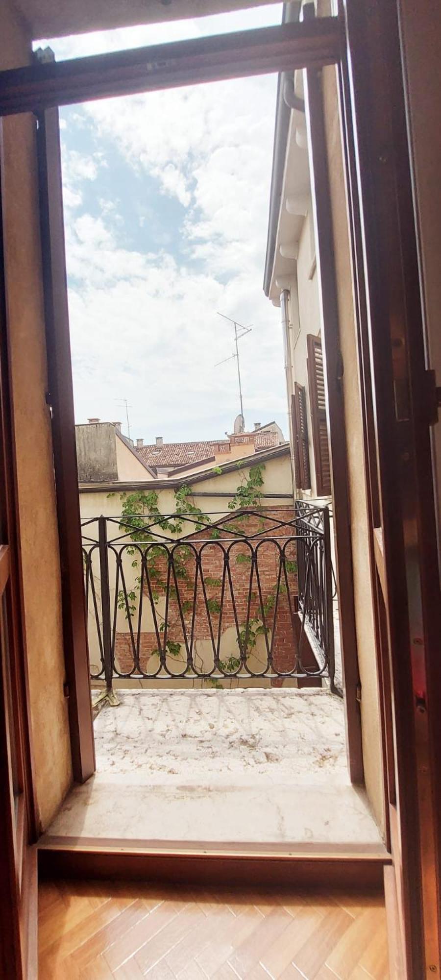 Elle Palace - Simply Elegant Verona Exterior photo